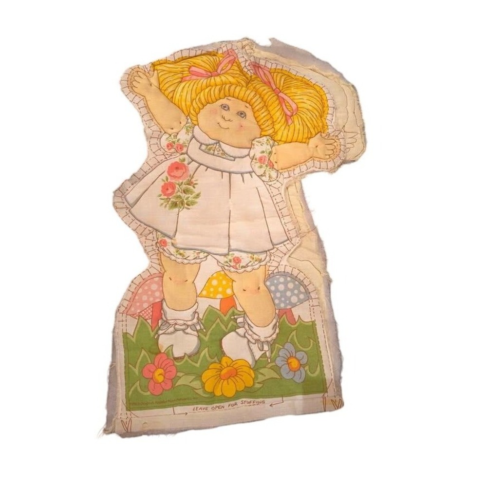 Vintage (80s) pre stitched embroidered Cabbage‎ Path Kids pillow starter 1980s
